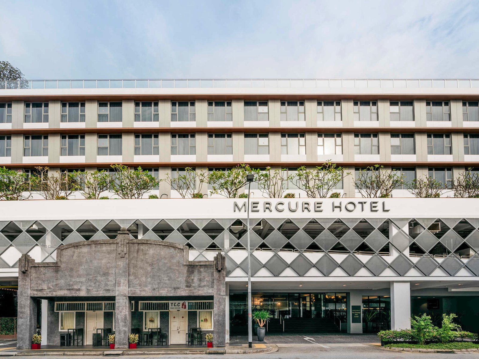 Mercure Singapore Tyrwhitt or similar